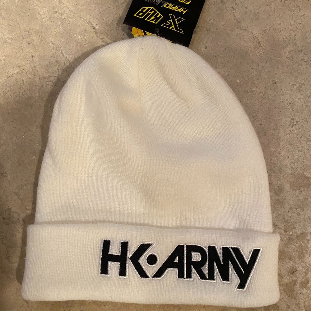 Hk ARMY  White  Black Men’s  beanie NWT